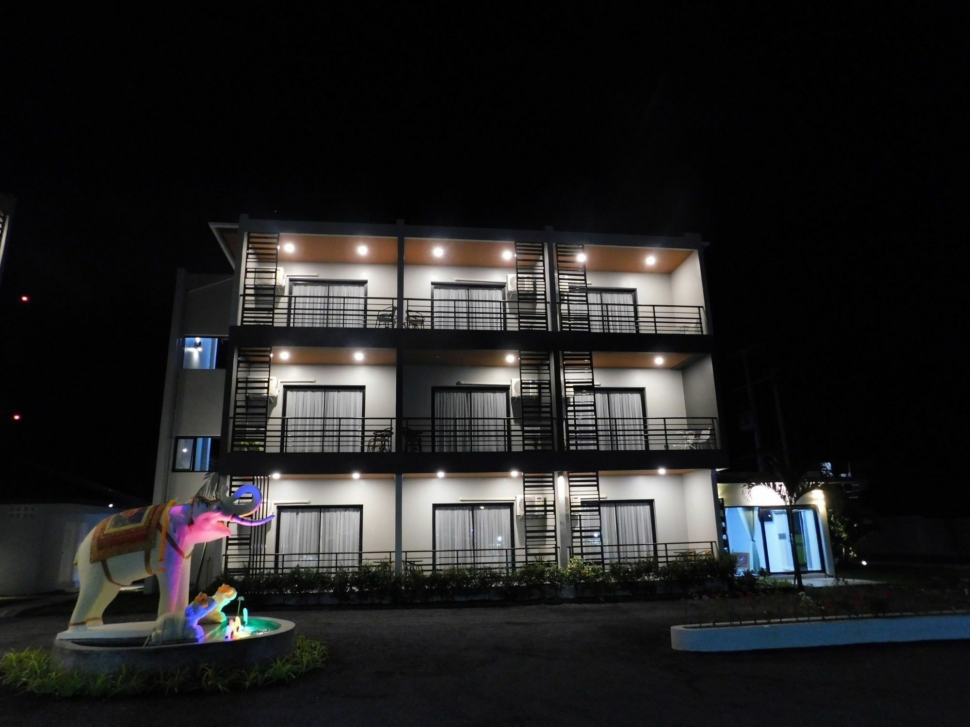 Hotel Baan Plaai Ngam à Bophut Extérieur photo